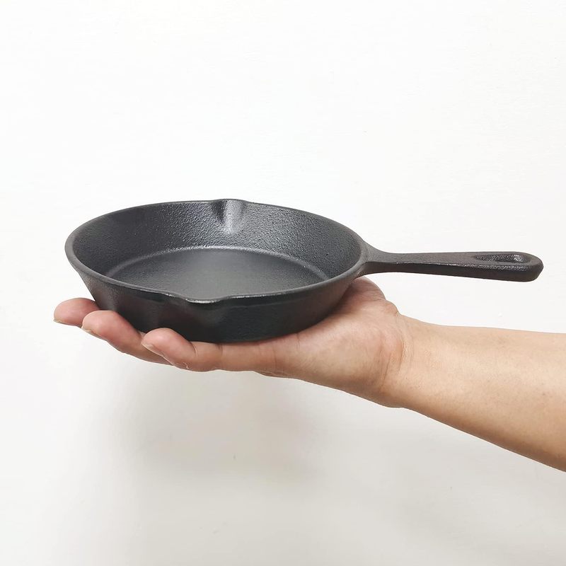 Camping Cooking Cast Iron - مقلاة من الحديد الزهر مقاس 6